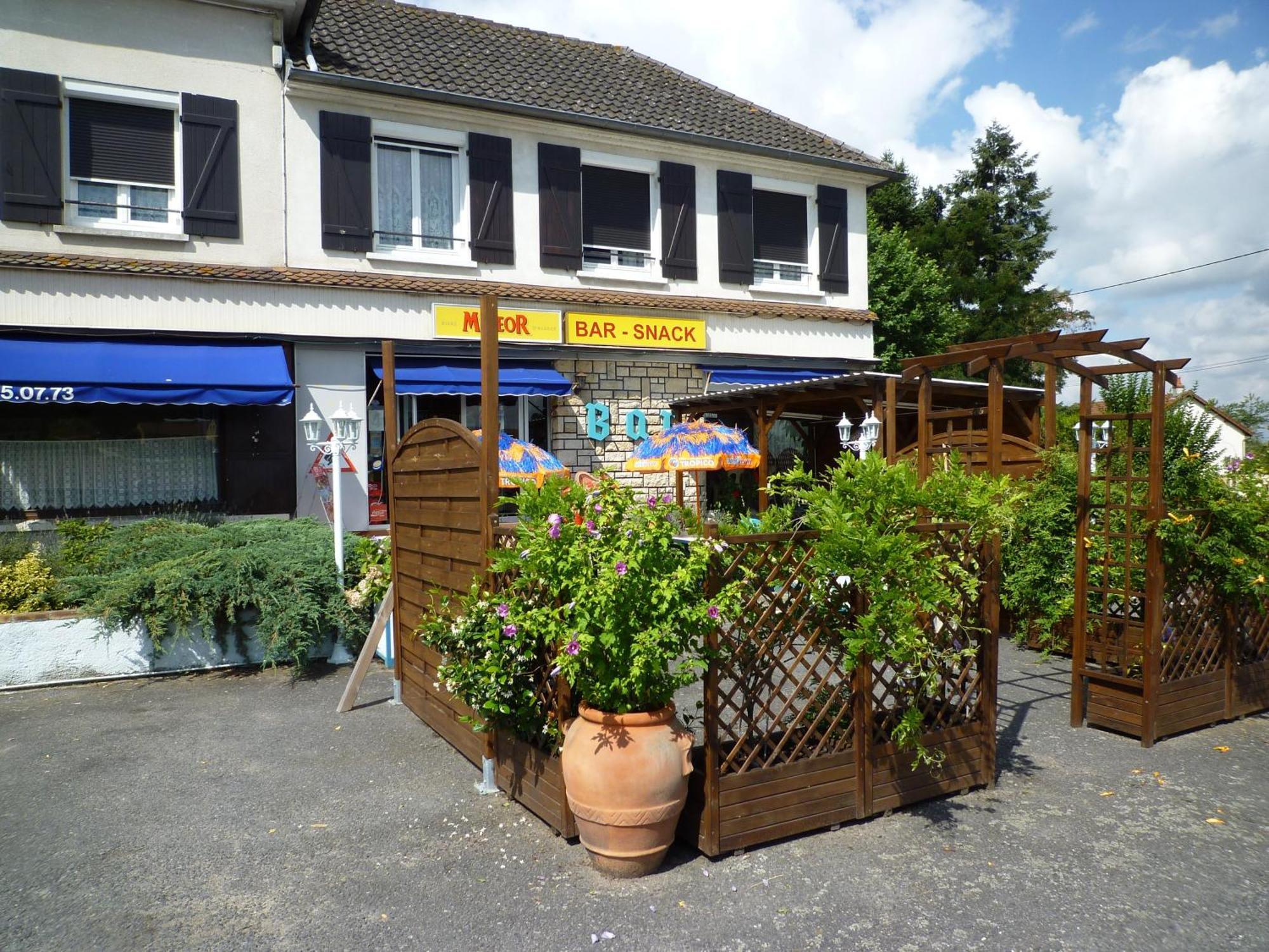 Le Relais De La Route Bleue Saint-Loup (Auvergne) Exterior foto