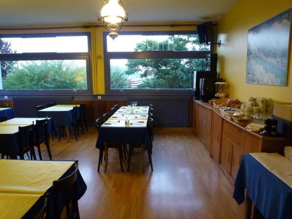 Le Relais De La Route Bleue Saint-Loup (Auvergne) Exterior foto
